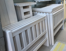 Load image into Gallery viewer, Shaker LFE White