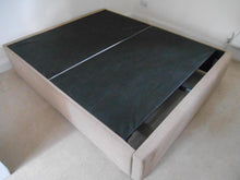 Load image into Gallery viewer, Hideaway